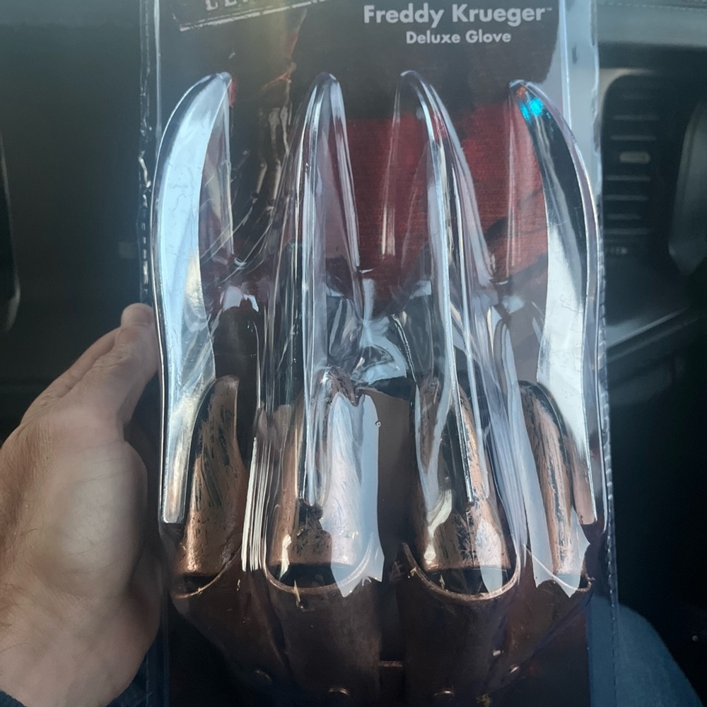 Freddy Krueger Deluxe Glove with Silver Claws